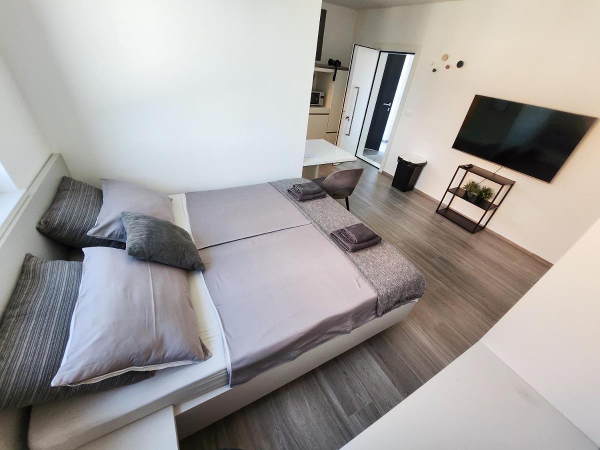 Villa Capris Apartments Koper Dış mekan fotoğraf
