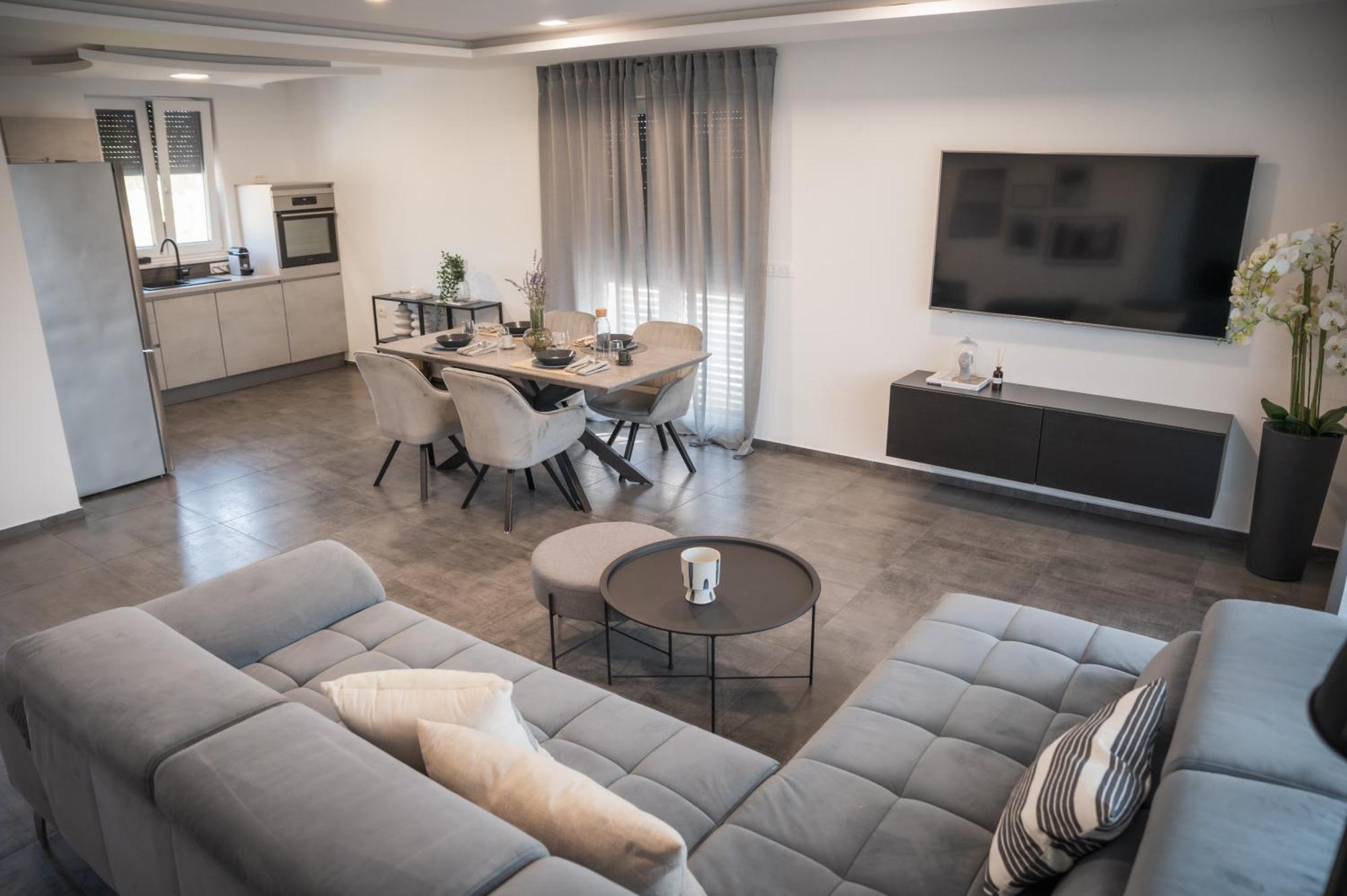 Villa Capris Apartments Koper Dış mekan fotoğraf