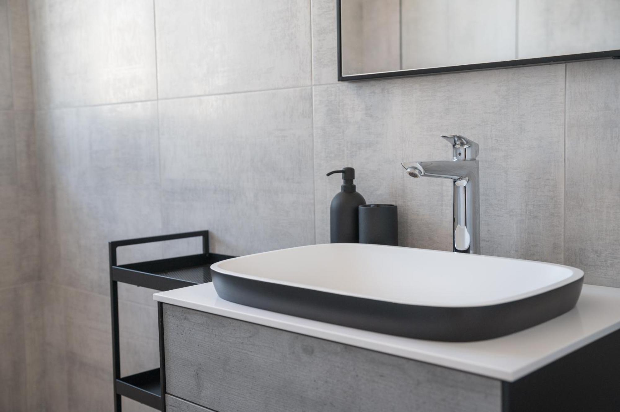 Villa Capris Apartments Koper Dış mekan fotoğraf
